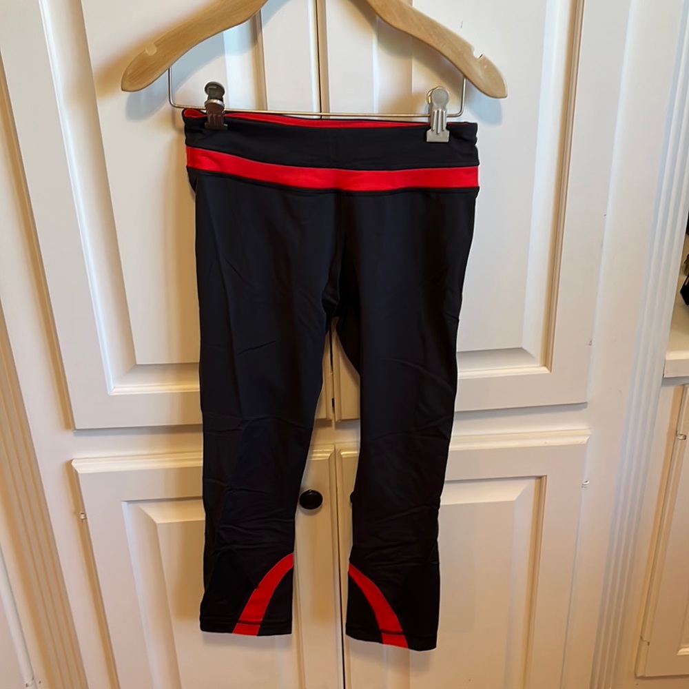 Lululemon running capris.